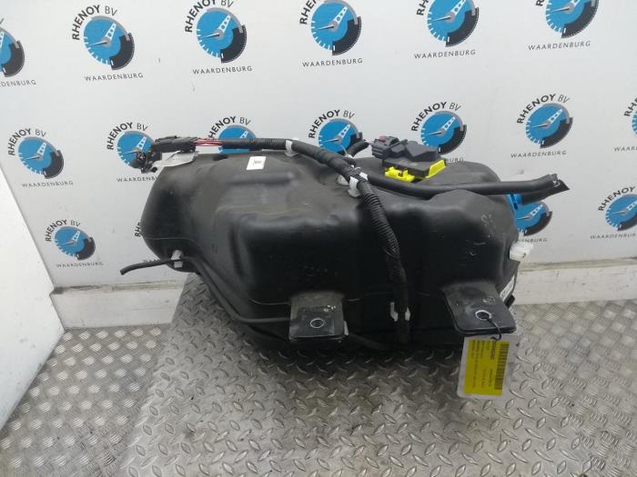 Gebrauchte Adblue Pumpe Ford Transit Preis € 302,50 Mit Mehrwertsteuer angeboten von Rhenoy Onderdelen b.v.