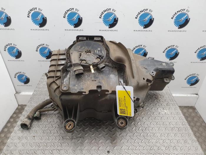 Używane Pompa AdBlue Ford Transit Custom Cena € 363,00 Z VAT oferowane przez Rhenoy Onderdelen b.v.