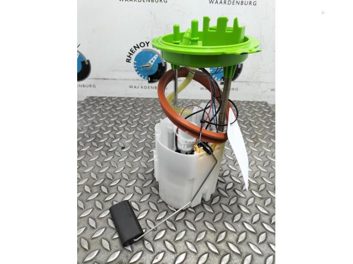Usagé Pompe d'injection Ford Tourneo Connect Prix € 121,00 Prix TTC proposé par Rhenoy Onderdelen b.v.