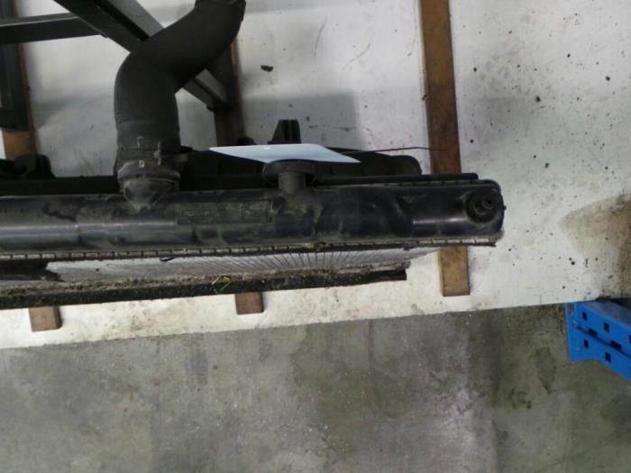 Gebrauchte Kühler Nissan Murano Preis € 302,50 Mit Mehrwertsteuer angeboten von Rhenoy Onderdelen b.v.
