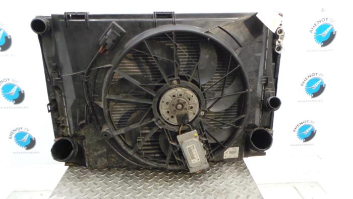 Used Radiator BMW 1-Serie Price € 205,70 Inclusive VAT offered by Rhenoy Onderdelen b.v.