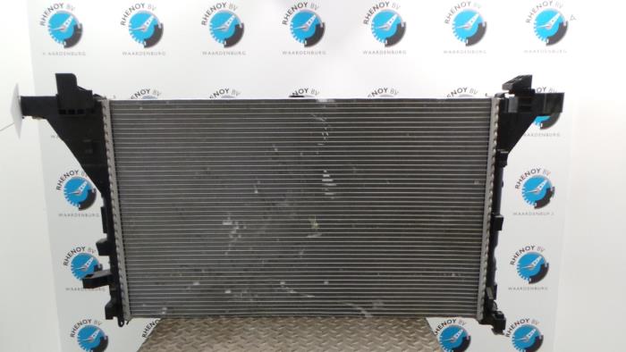 Usagé Radiateur Renault Master Prix € 544,50 Prix TTC proposé par Rhenoy Onderdelen b.v.