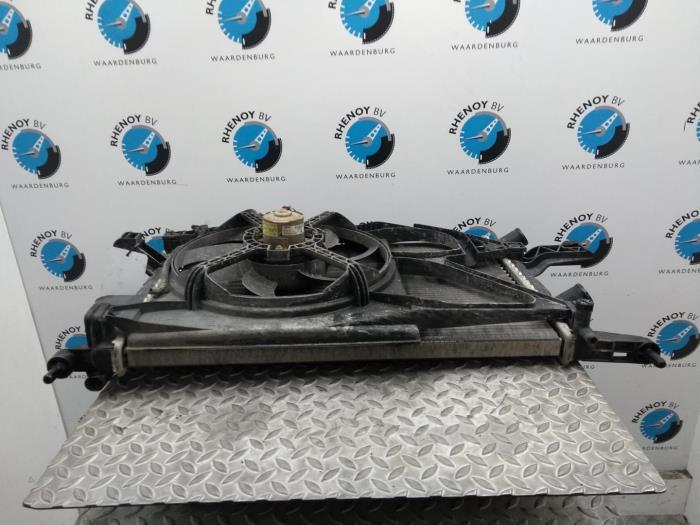 Used Radiator Opel Corsa Price € 84,70 Inclusive VAT offered by Rhenoy Onderdelen b.v.