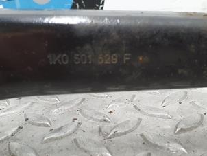 Spurstange Mitte van een Volkswagen Tiguan 2008