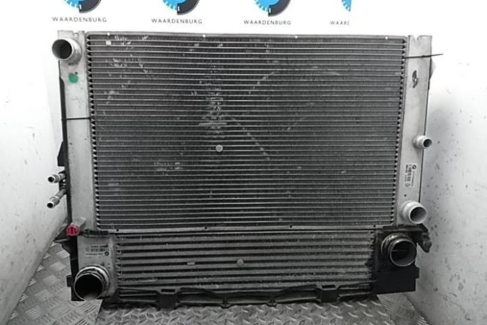 Usagé Radiateur BMW 5-Série Prix € 272,25 Prix TTC proposé par Rhenoy Onderdelen b.v.