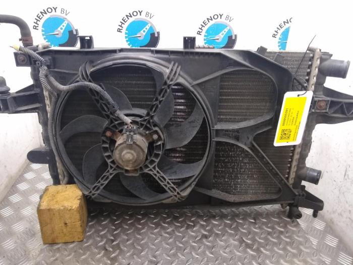 Used Radiator Opel Corsa Price € 84,70 Inclusive VAT offered by Rhenoy Onderdelen b.v.