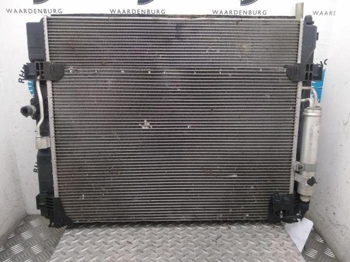 Used Radiator Infiniti FX Price € 423,50 Inclusive VAT offered by Rhenoy Onderdelen b.v.
