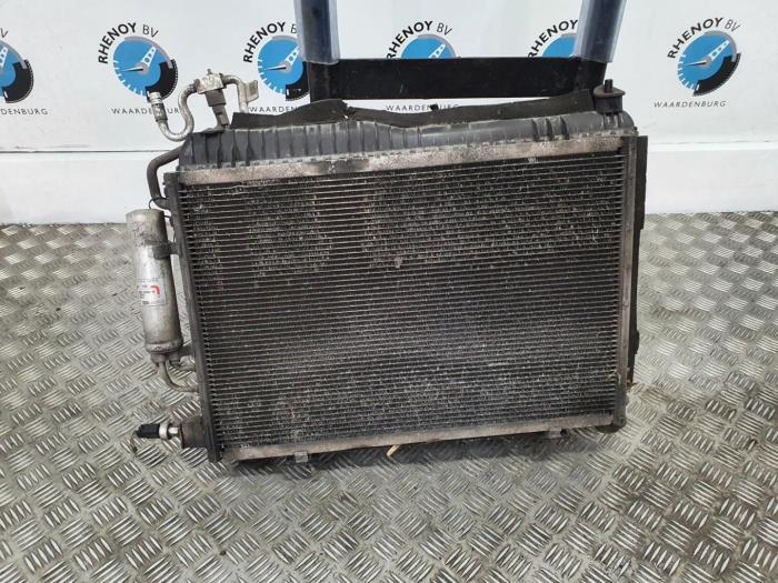 Usagé Radiateur Ford Fiesta Prix € 302,50 Prix TTC proposé par Rhenoy Onderdelen b.v.