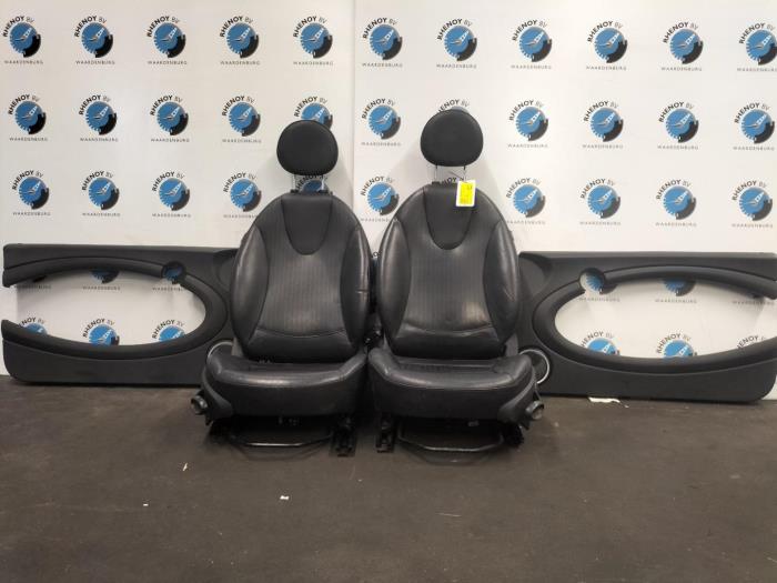 Begagnade Innerdisplay Mini Mini Pris € 363,00 Inklusive moms erbjuds av Rhenoy Onderdelen b.v.