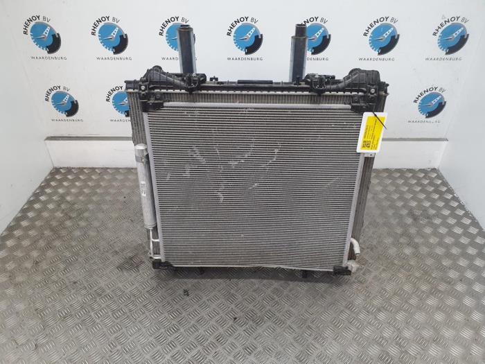 Usagé Radiateur Landrover Range Rover Sport Prix € 907,50 Prix TTC proposé par Rhenoy Onderdelen b.v.