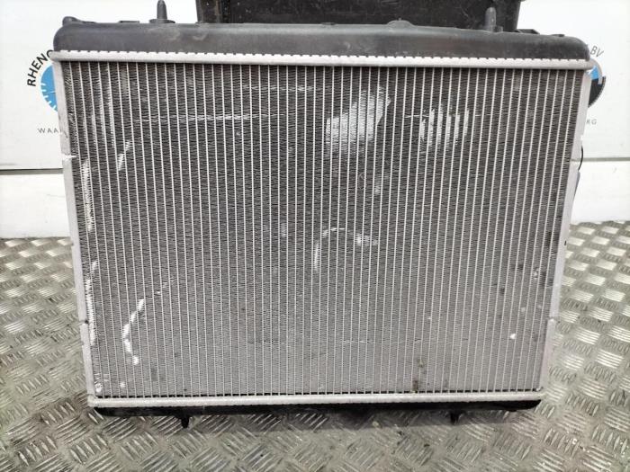 Used Radiator Opel Crossland X Price € 605,00 Inclusive VAT offered by Rhenoy Onderdelen b.v.
