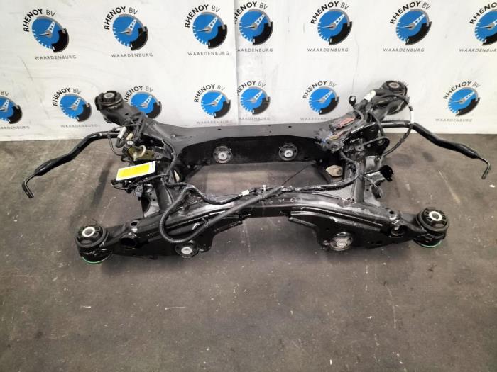 Usados Subchasis Landrover Discovery Sport L550 Precio € 242,00 IVA incluido ofrecido por Rhenoy Onderdelen b.v.