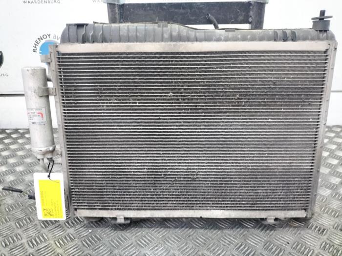Usagé Radiateur Ford Fiesta Prix € 181,50 Prix TTC proposé par Rhenoy Onderdelen b.v.