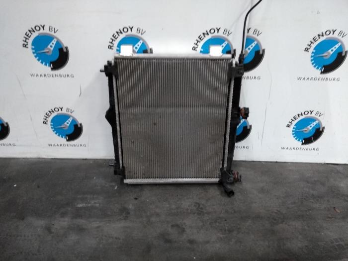 Usagé Radiateur Opel Corsa Prix € 847,00 Prix TTC proposé par Rhenoy Onderdelen b.v.