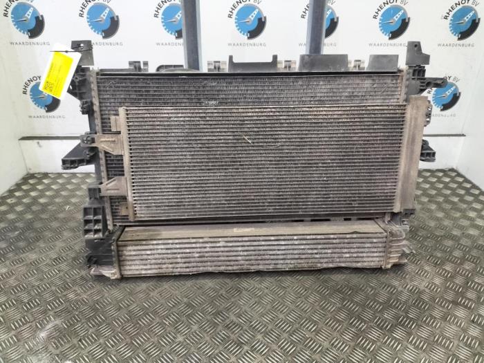Usagé Radiateur Citroen Jumper Prix € 363,00 Prix TTC proposé par Rhenoy Onderdelen b.v.