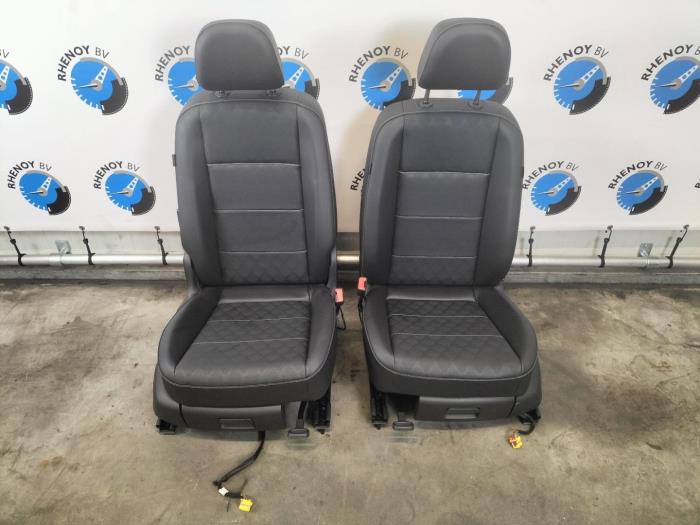 Used Interior display Ford Tourneo Connect Price € 968,00 Inclusive VAT offered by Rhenoy Onderdelen b.v.