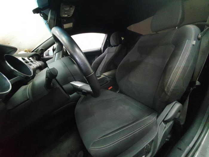 Used Interior display Ford Usa Mustang Price € 726,00 Inclusive VAT offered by Rhenoy Onderdelen b.v.