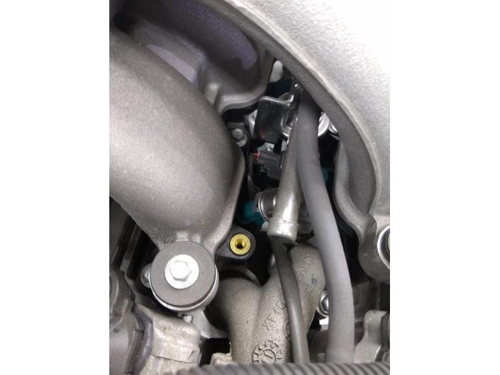 Motor van een Jaguar XF 2010