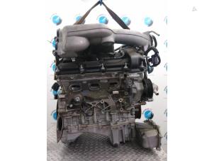 Motor van een Jaguar XF 2010