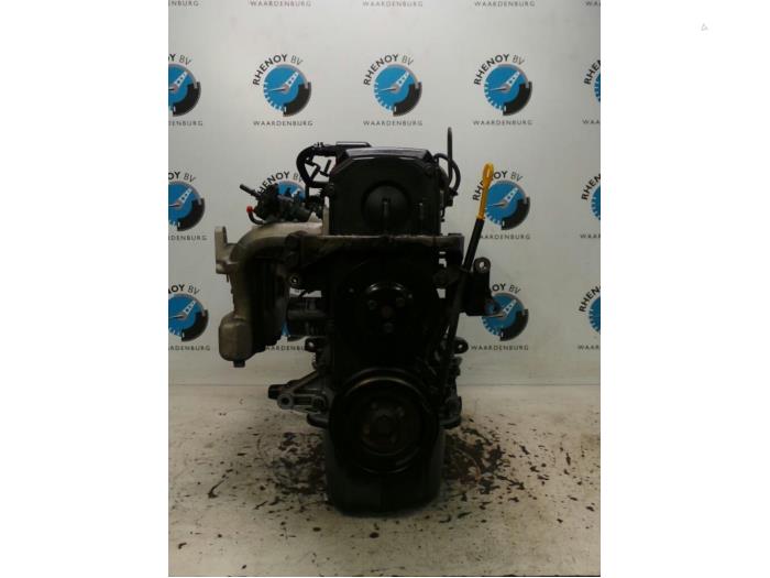 Used Engine Kia Rio Price on request offered by Rhenoy Onderdelen b.v.