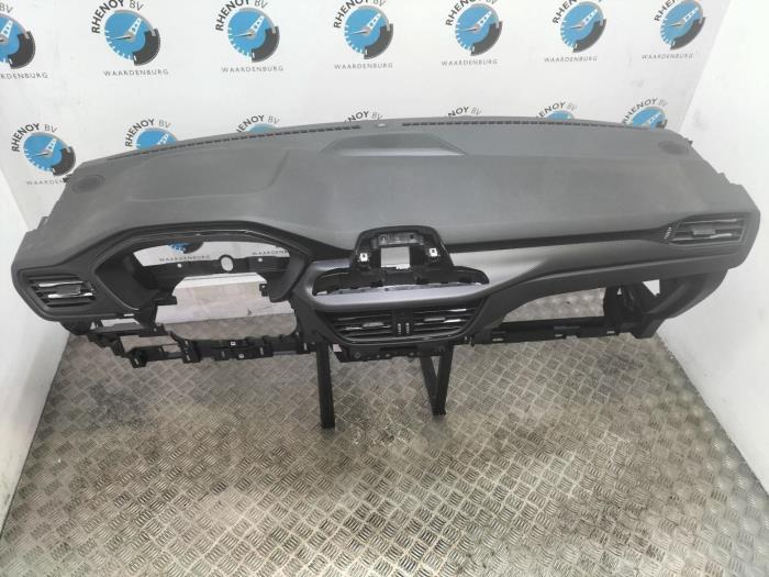 Używane Panel Ford Kuga Cena € 605,00 Z VAT oferowane przez Rhenoy Onderdelen b.v.