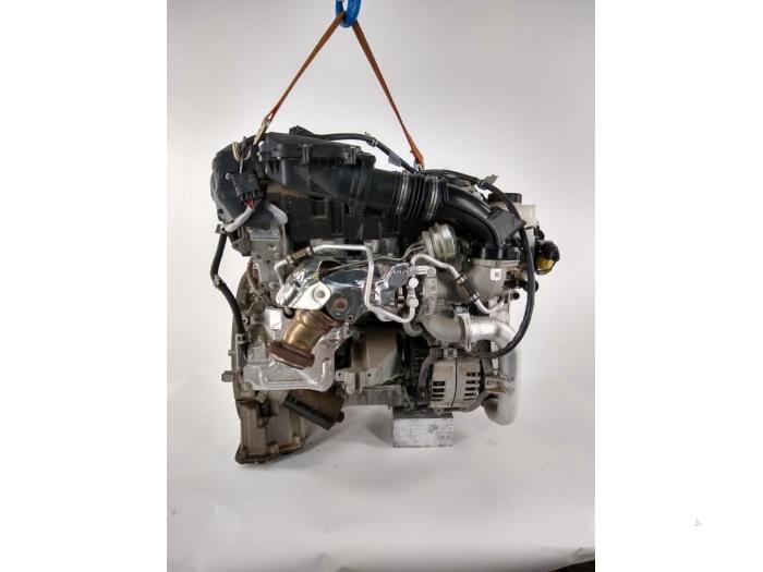 Used Engine Mercedes E-Klasse Price on request offered by Rhenoy Onderdelen b.v.
