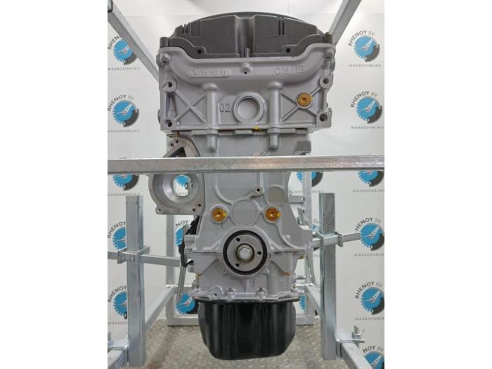 Overhauled Engine Peugeot 208 Price on request offered by Rhenoy Onderdelen b.v.