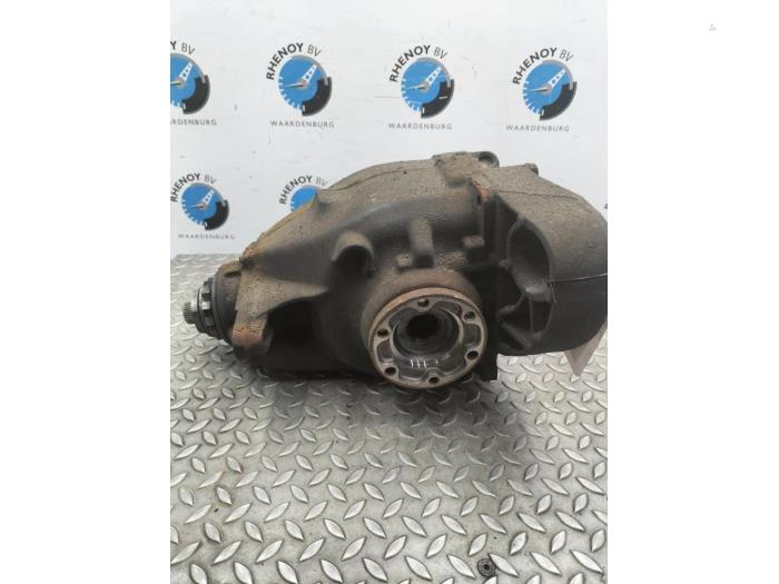 Gebrauchte Differential hinten BMW 3-Serie Preis € 363,00 Mit Mehrwertsteuer angeboten von Rhenoy Onderdelen b.v.