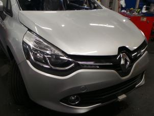 Used Front end, complete Renault Clio Price on request offered by Rhenoy Onderdelen b.v.