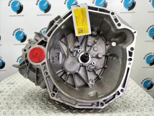 Used Gearbox Renault Megane Price on request offered by Rhenoy Onderdelen b.v.