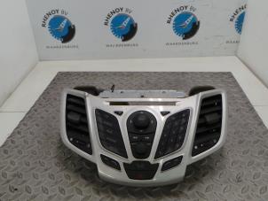 Usagé Radio/Lecteur CD Ford Fiesta Prix sur demande proposé par Rhenoy Onderdelen b.v.