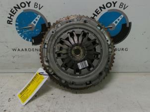 Used Flywheel Renault Clio Price on request offered by Rhenoy Onderdelen b.v.