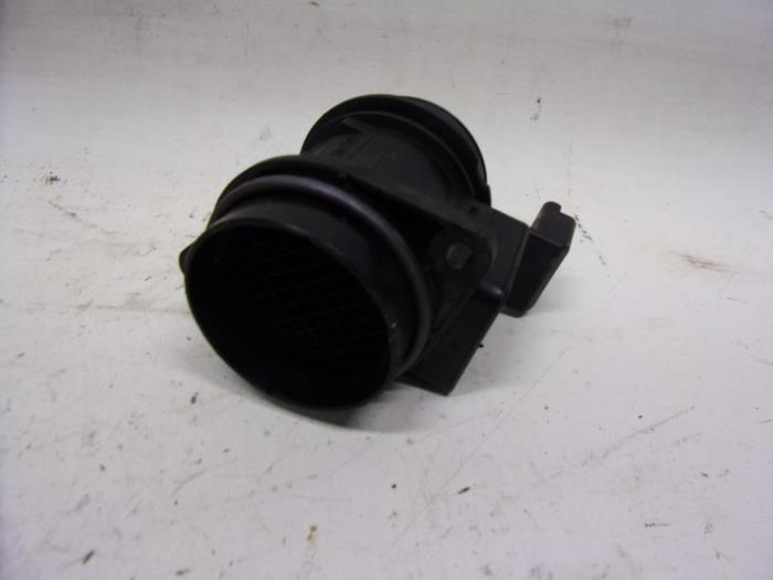 Airflow meter from a Citroën C3 (FC/FL/FT) 1.4 HDi 2005