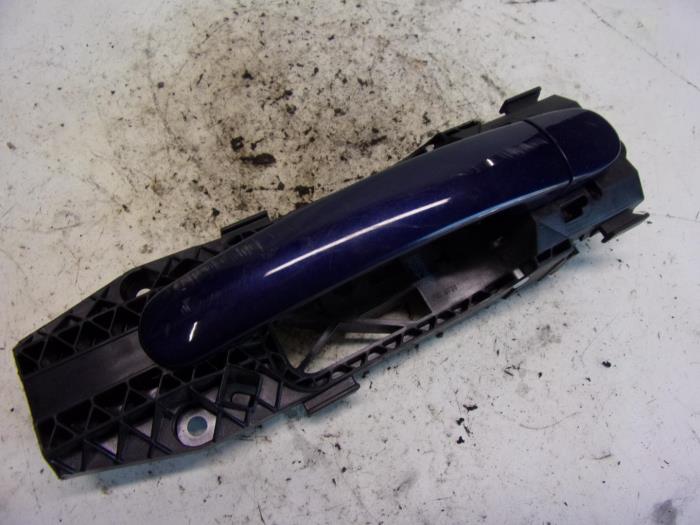 Volkswagen Polo Front door handles 4door, right stock