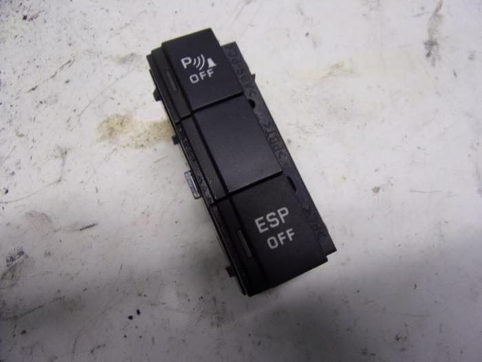 Usados Interruptor PDC Citroen Jumpy (G9) 2.0 HDI 140 Precio € 10,50 Norma de margen ofrecido por Reclycar De Boer BV