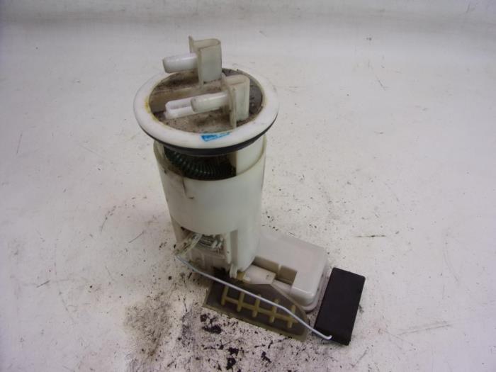 Gebrauchte Kraftstoffpumpe Elektrisch Citroen Saxo 1.4i SX,VSX Preis € 26,25 Margenregelung angeboten von Reclycar De Boer BV