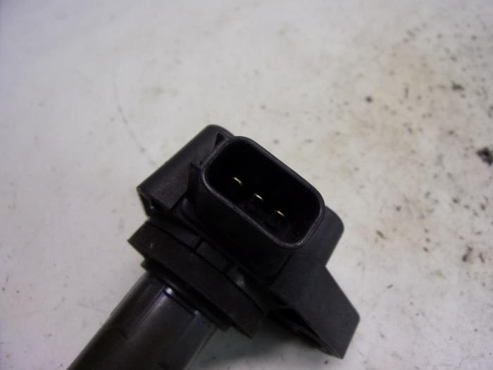Zündspule van een Honda Civic (EP/EU) 1.6 16V VTEC 2005