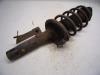 Fronts shock absorber, left from a Ford Transit Connect, 2002 / 2013 1.8 TDCi 90 DPF, Delivery, Diesel, 1.753cc, 66kW (90pk), FWD, P9PB, 2008-06 / 2013-12 2010
