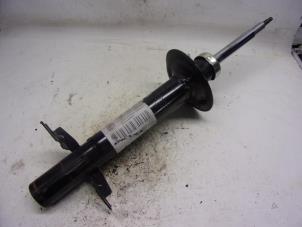 Used Front shock absorber, right Fiat Ducato Price € 73,50 Margin scheme offered by Reclycar De Boer BV