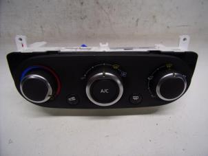 Used Heater control panel Renault Clio IV (5R) 0.9 Energy TCE 90 12V Price € 52,50 Margin scheme offered by Reclycar De Boer BV