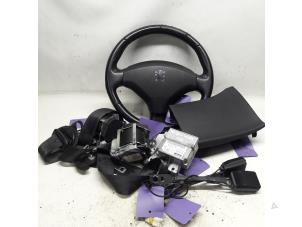 Used Airbag set + module Peugeot 308 SW (4E/H) 1.6 HDi 16V Price € 210,00 Margin scheme offered by Reclycar De Boer BV