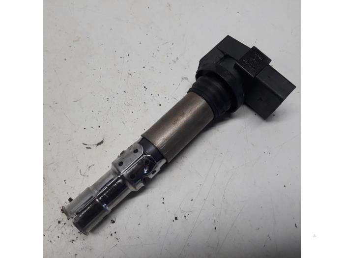 Usagé Bobine Volkswagen Polo IV (9N1/2/3) 1.4 16V 75 Prix € 15,75 Règlement à la marge proposé par Reclycar De Boer BV