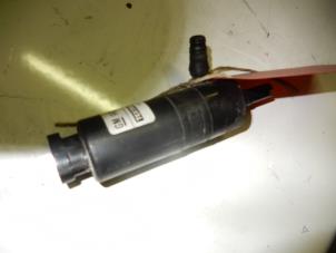 Used Headlight washer pump Saab 9-5 Price € 15,75 Margin scheme offered by Reclycar De Boer BV