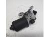 Front wiper motor from a Toyota Corolla Verso (R10/11) 2.2 D-4D 16V 2009