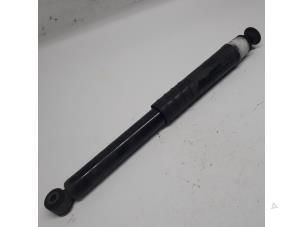 Used Rear shock absorber, right Renault Clio IV (5R) 1.5 Energy dCi 90 FAP Price € 15,75 Margin scheme offered by Reclycar De Boer BV
