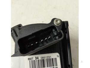 Gaspedalposition Sensor van een Peugeot 308 SW (L4/L9/LC/LJ/LR) 1.6 BlueHDi 120 2015