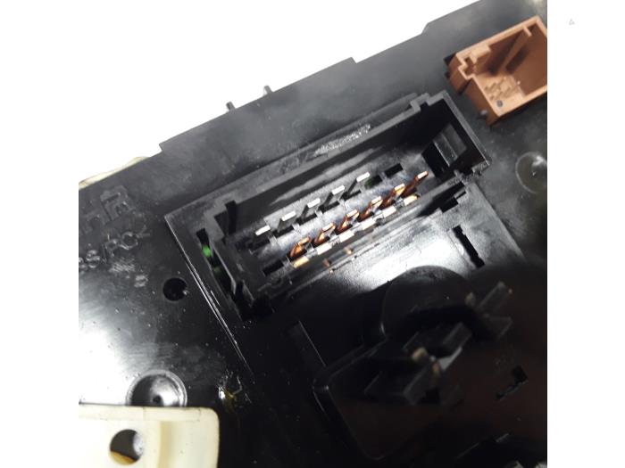 Panneau de commandes chauffage d'un Citroën C3 (SC) 1.6 HDi 92 2011