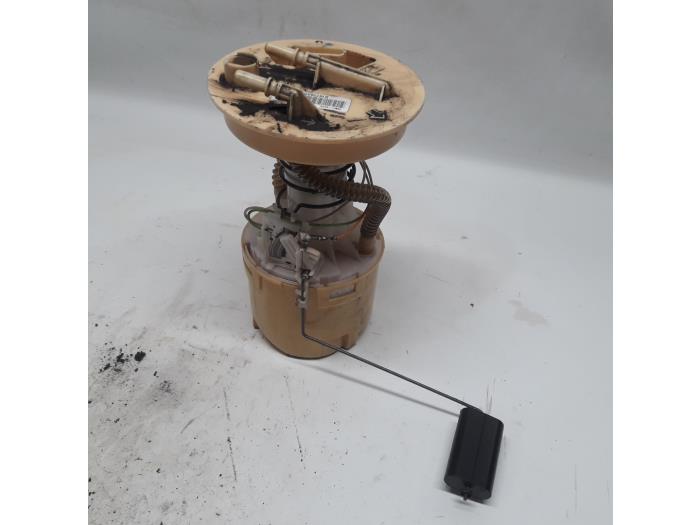 Gebrauchte Kraftstofffilter Volvo C30 (EK/MK) 1.6 D 16V Preis € 36,75 Margenregelung angeboten von Reclycar De Boer BV