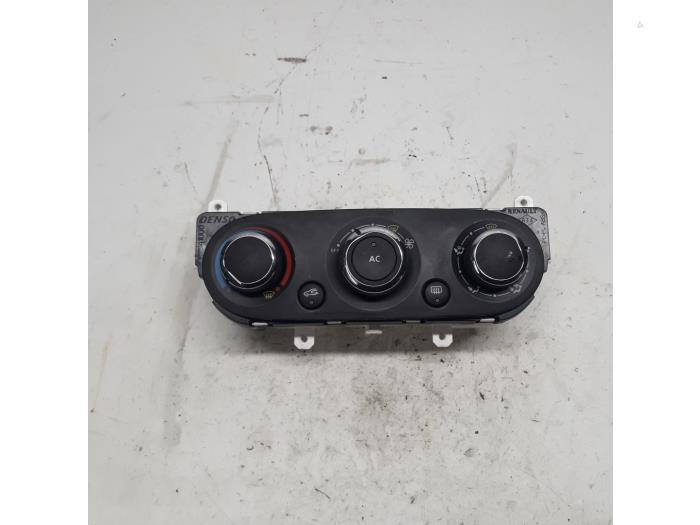 Heater control panel from a Renault Clio IV (5R) 0.9 Energy TCE 90 12V 2014