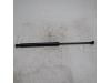 Rear gas strut, right from a Citroen C3 (SC), 2009 / 2016 1.6 HDi 92, Hatchback, Diesel, 1.560cc, 68kW (92pk), FWD, DV6DTED; 9HP, 2009-11 / 2016-09, SC9HP 2012